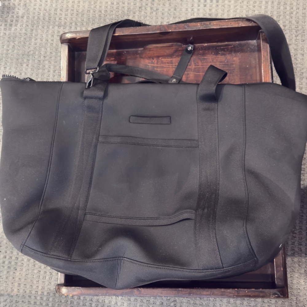 Dagne Dover Black Travel Tote Bag
